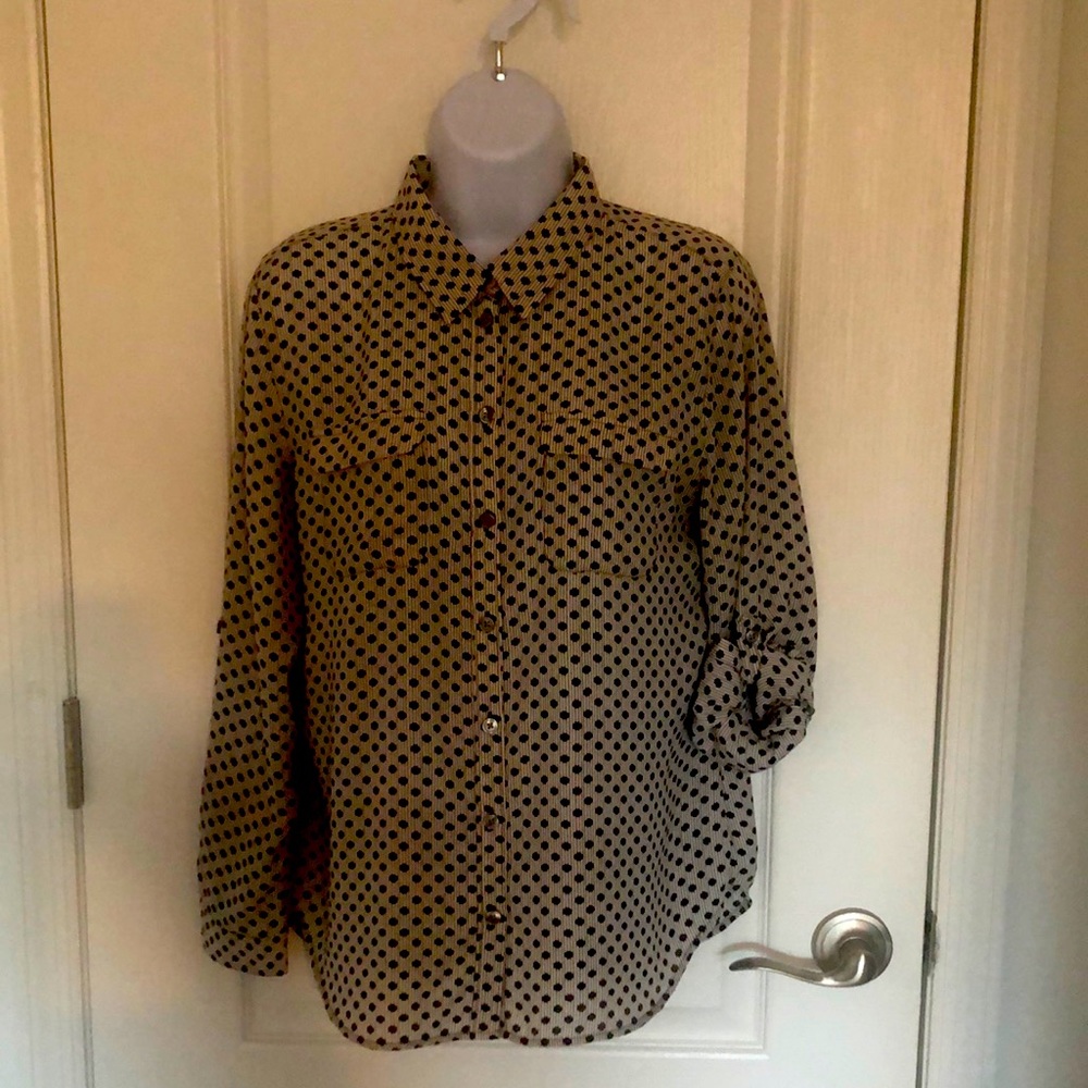 Loft button front blouse. Long or button up sleeve. Full cut below hip.